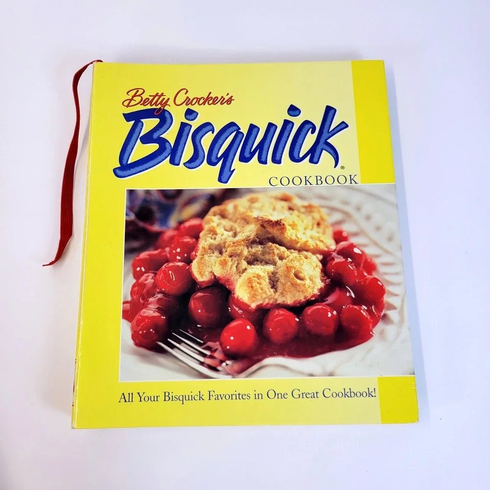 Betty Crocker Bisquick Cookbook Hardback Spiral Bound Recipes Book 2000's Era